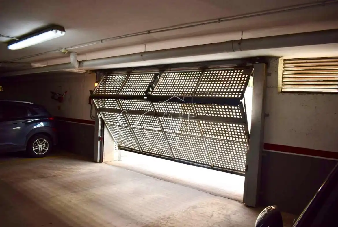 Aparcament de Pis en venda en Salou amb Aire condicionat, Terrassa i Alarma