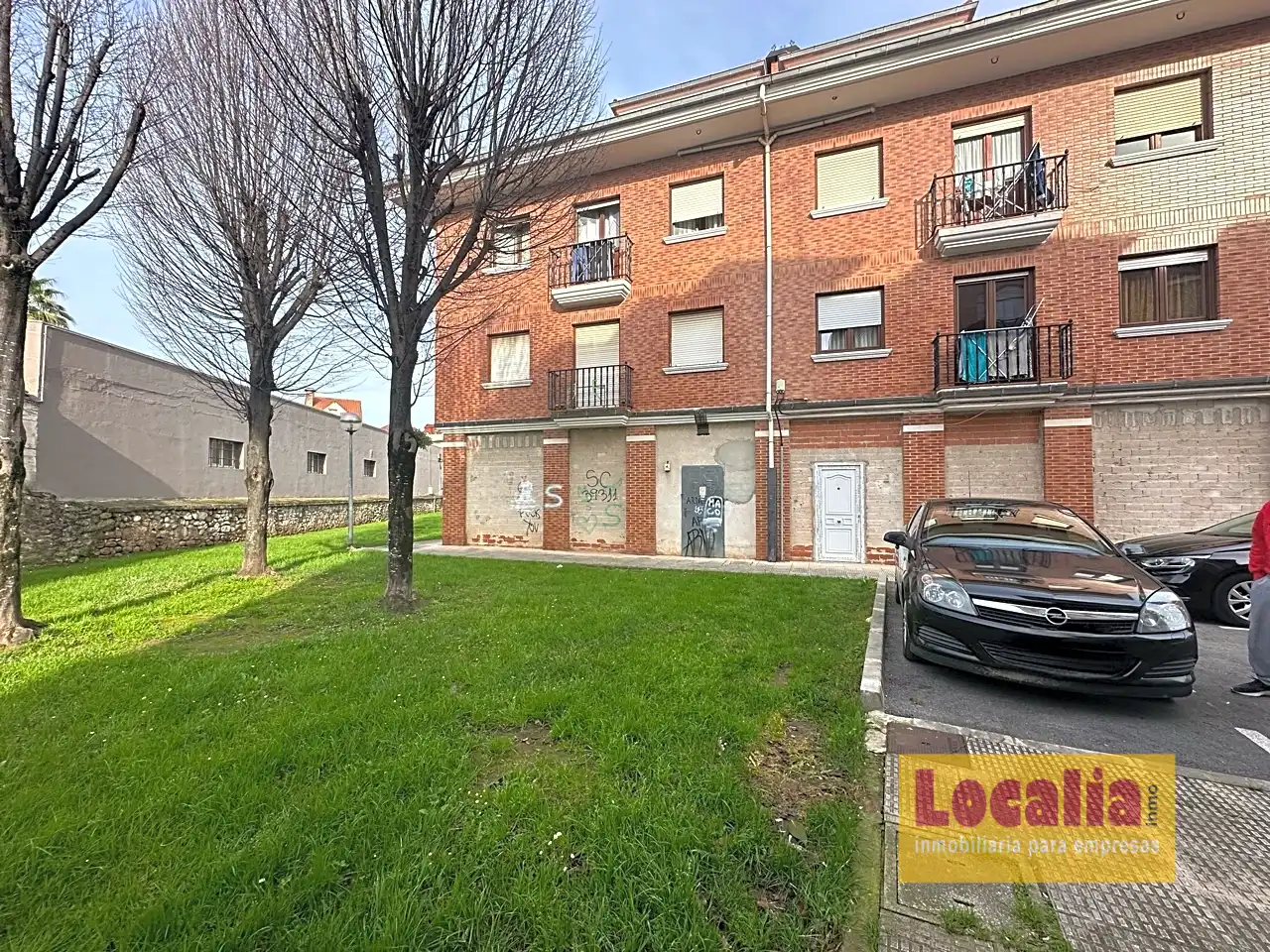 Local commercial à louer à Cartes, imagen 4