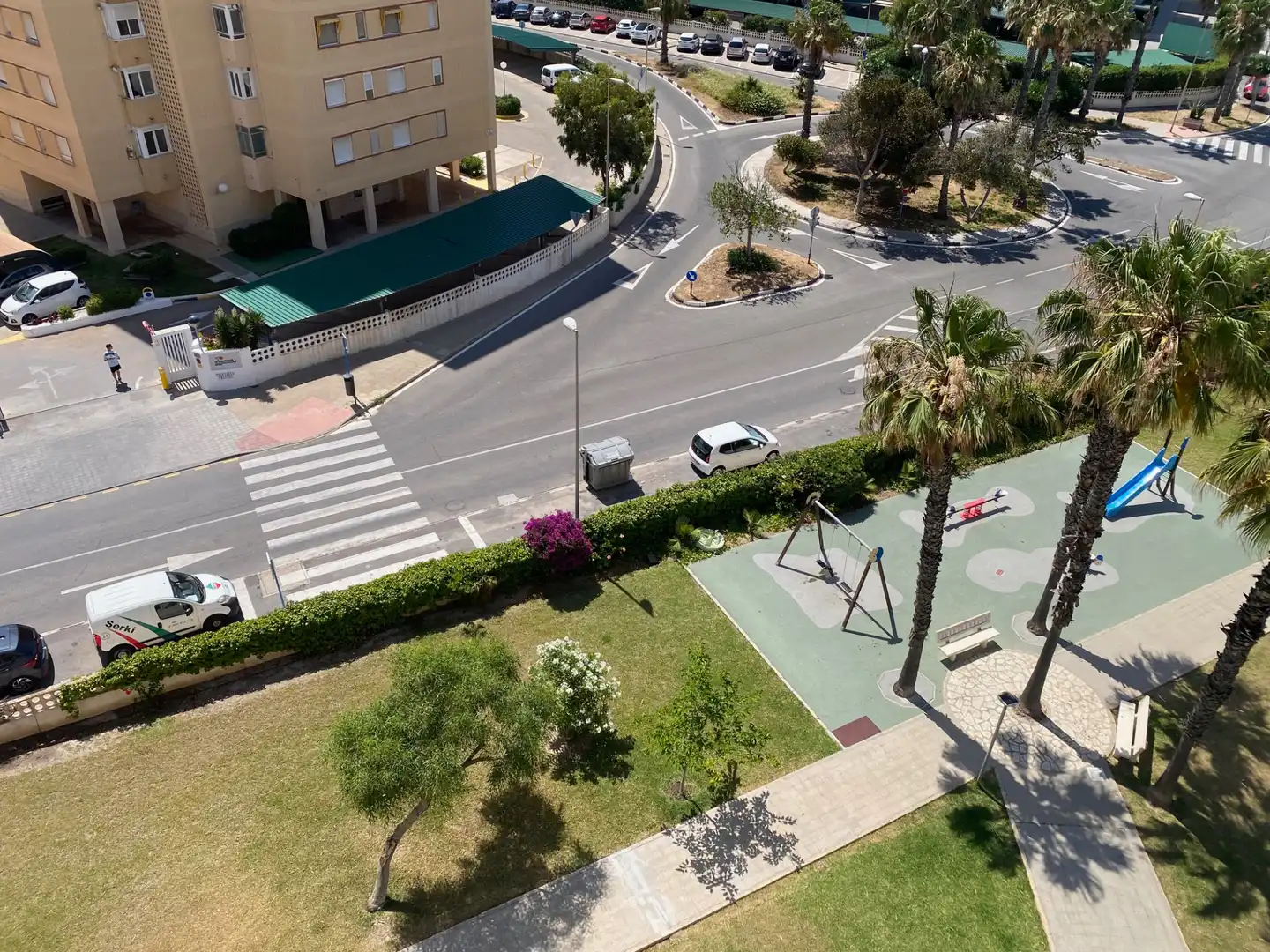 Vista exterior de Pis de lloguer en Alicante / Alacant amb Moblat, Forn i Rentadora