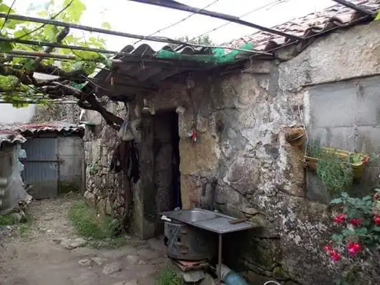 Vista exterior de Finca rústica en venta en Barro con Jardín privado