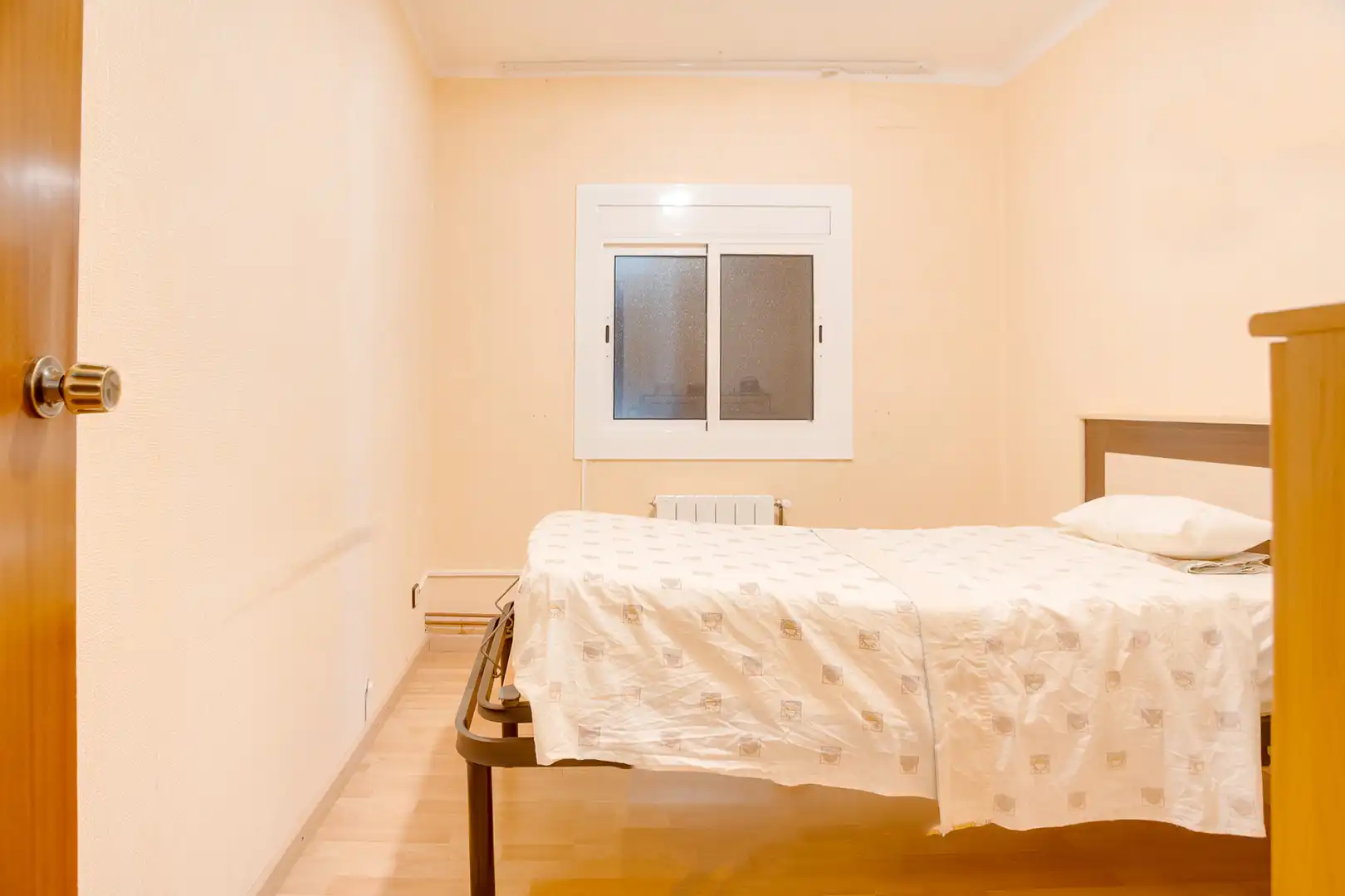 Bedroom of Flat for sale in L'Hospitalet de Llobregat