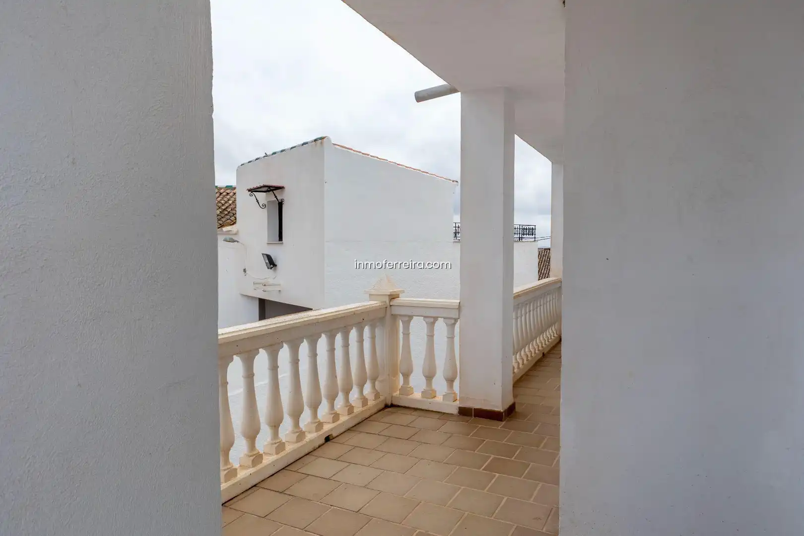 Terrace of Houses for sale in Darro  with Storage room