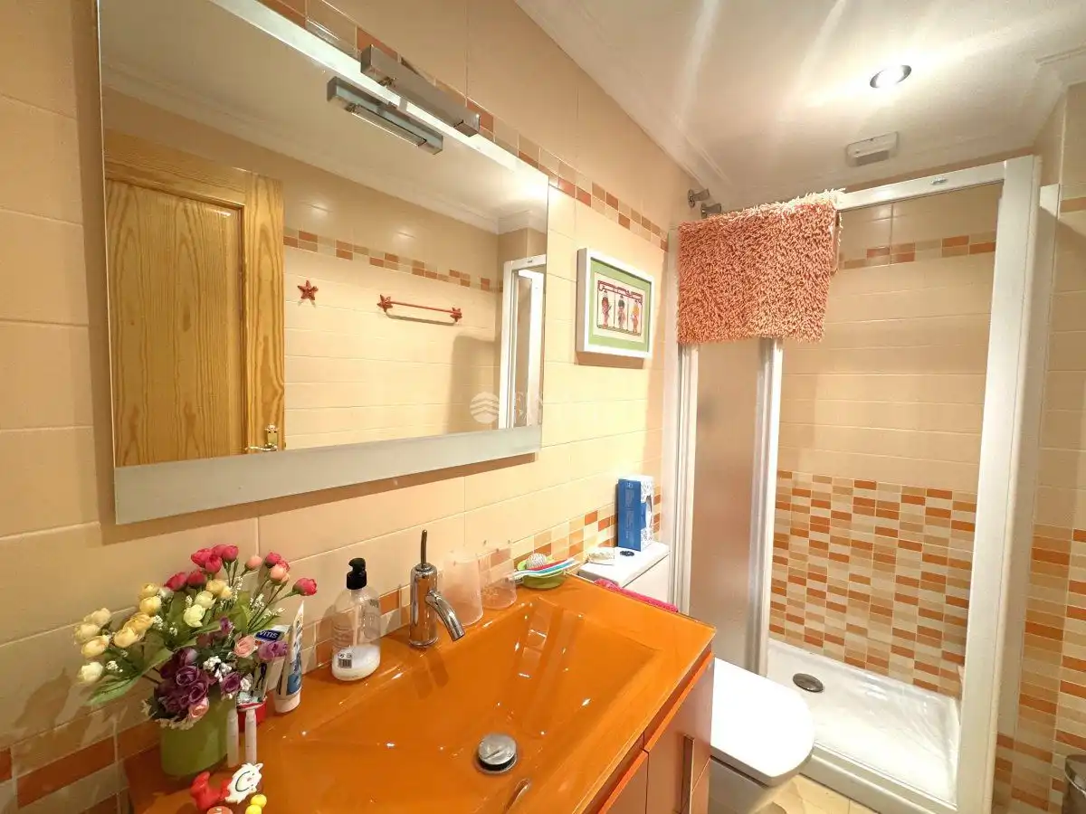 Baño de Casa o chalet en venta en Soneja con Aire acondicionado, Calefacción y Terraza