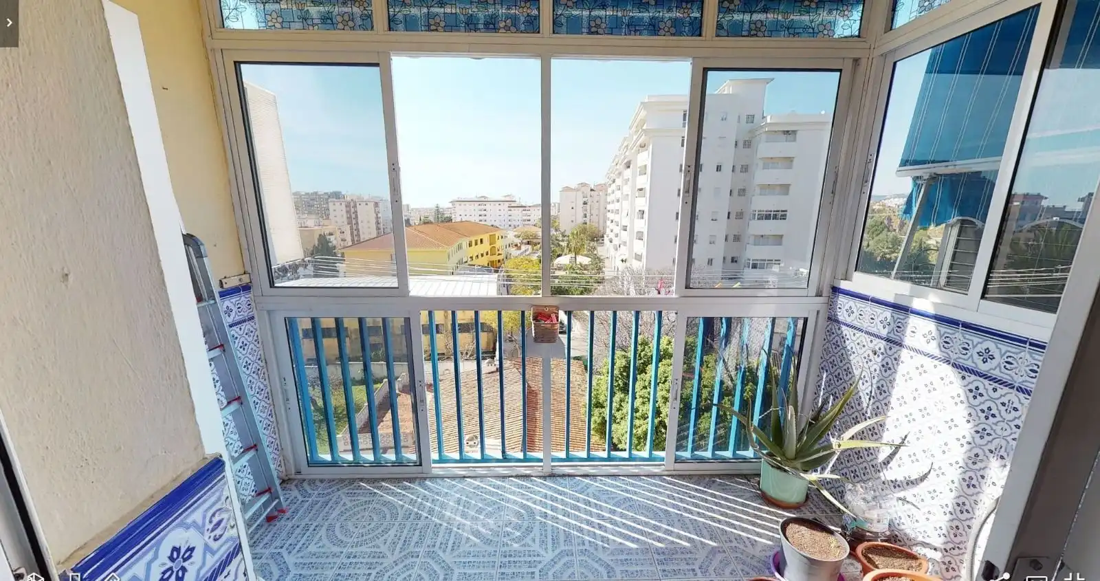 Apartment with lift to rent in Playa de los Boliches