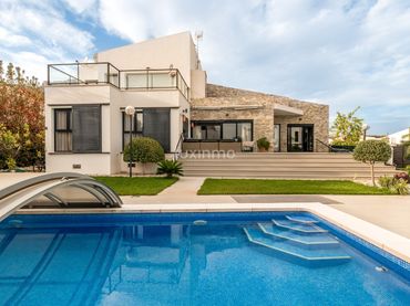 Villa con balcone in vendita a La Alberca