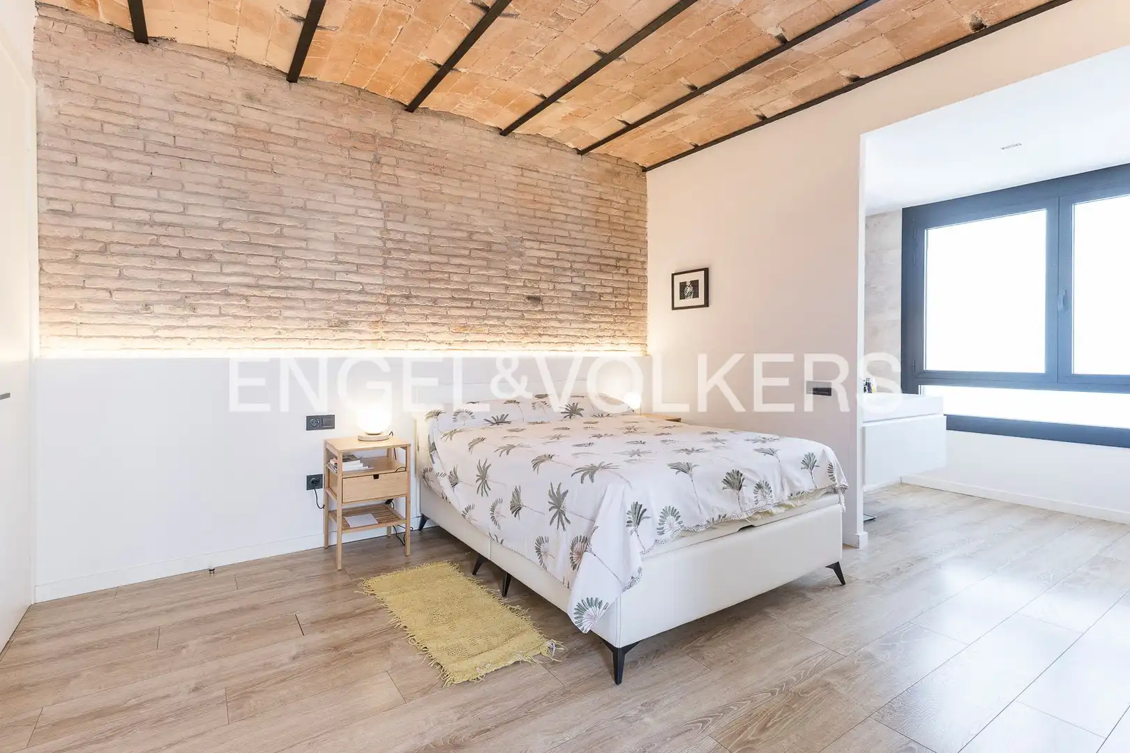 Bedroom of Flat for sale in Barcelona  with Air Conditioner, Heating and Balcony