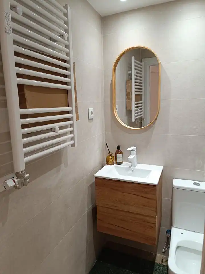 Baño de Piso en venta en Zaragoza con Calefacción y Terraza