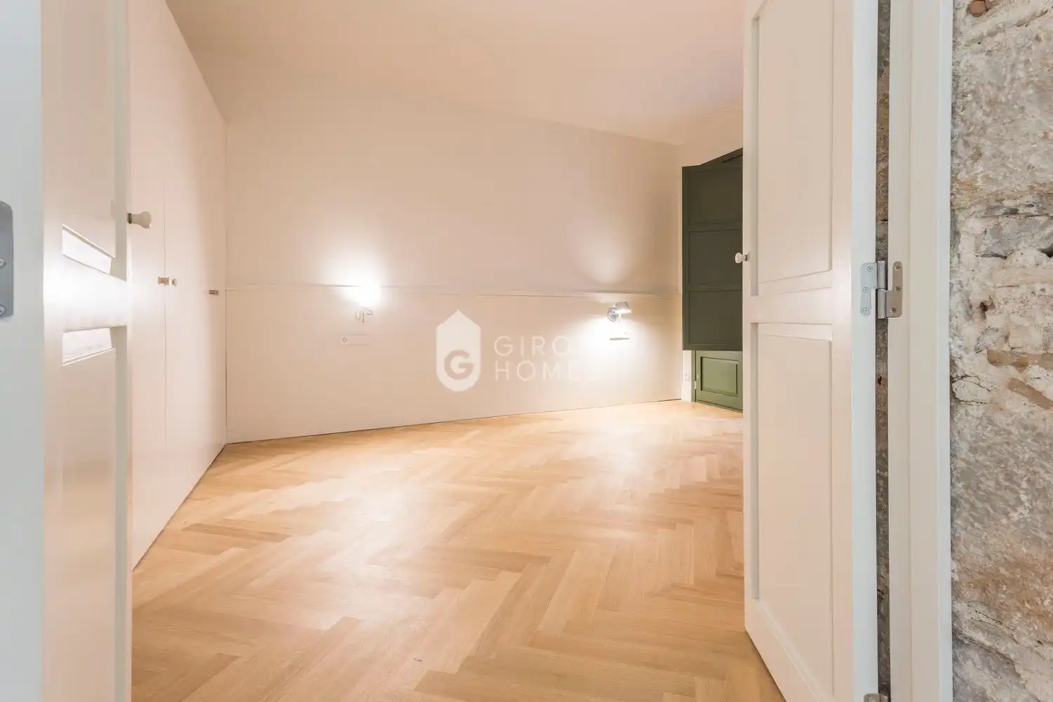 Apartments for rent in Centre - Barri Vell
