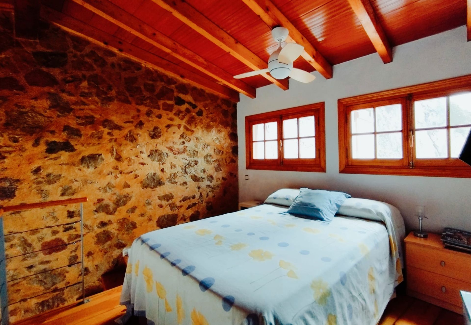 Dormitori de Casa adosada de lloguer en Cullera amb Jardí privat, Moblat i Es permeten mascotes