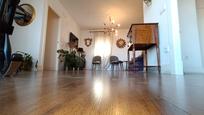 Sala d'estar de Àtic en venda en  Córdoba Capital amb Aire condicionat, Calefacció i Terrassa