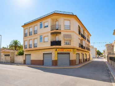 Local commercial à vendre à C. Pascual Guerrero CuliaÃ±ez