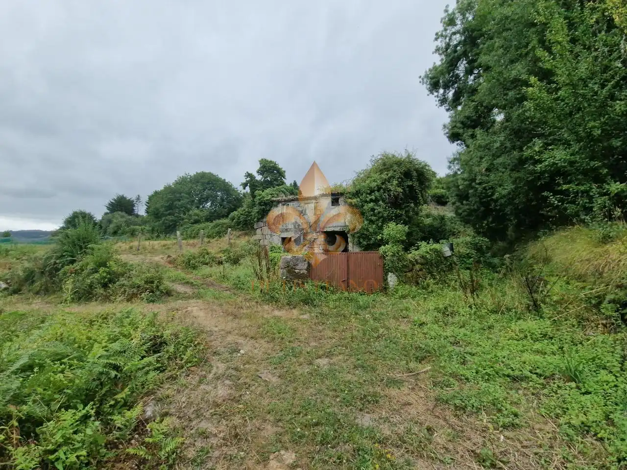 Country house zum Verkauf in Gondomar mit Privatgarten