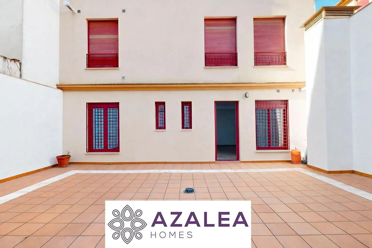 Exterior view of Flat for sale in Córdoba  with Air Conditioner and Heating