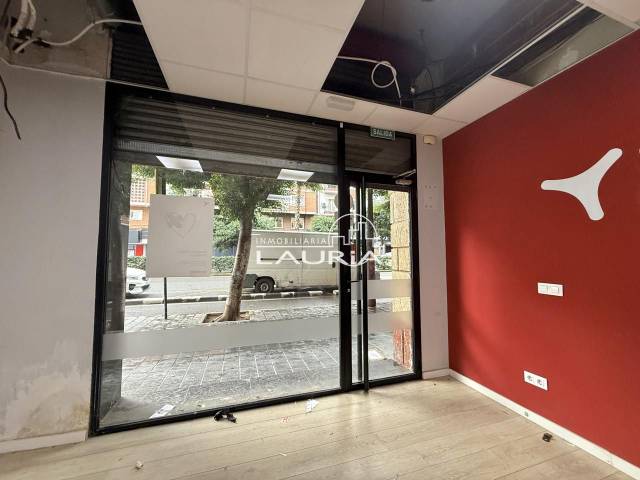 Local comercial en Alquiler en Peris y Valero en Russafa
