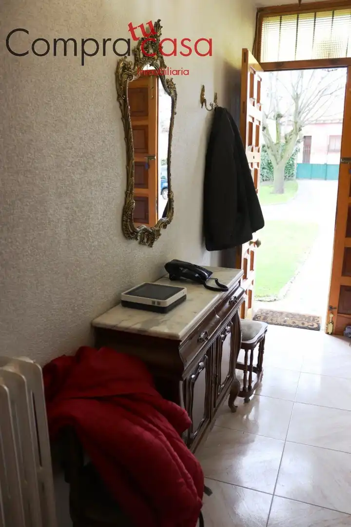 Casa o xalet en venda en Segovia amb Calefacció, Jardí privat i Terrassa