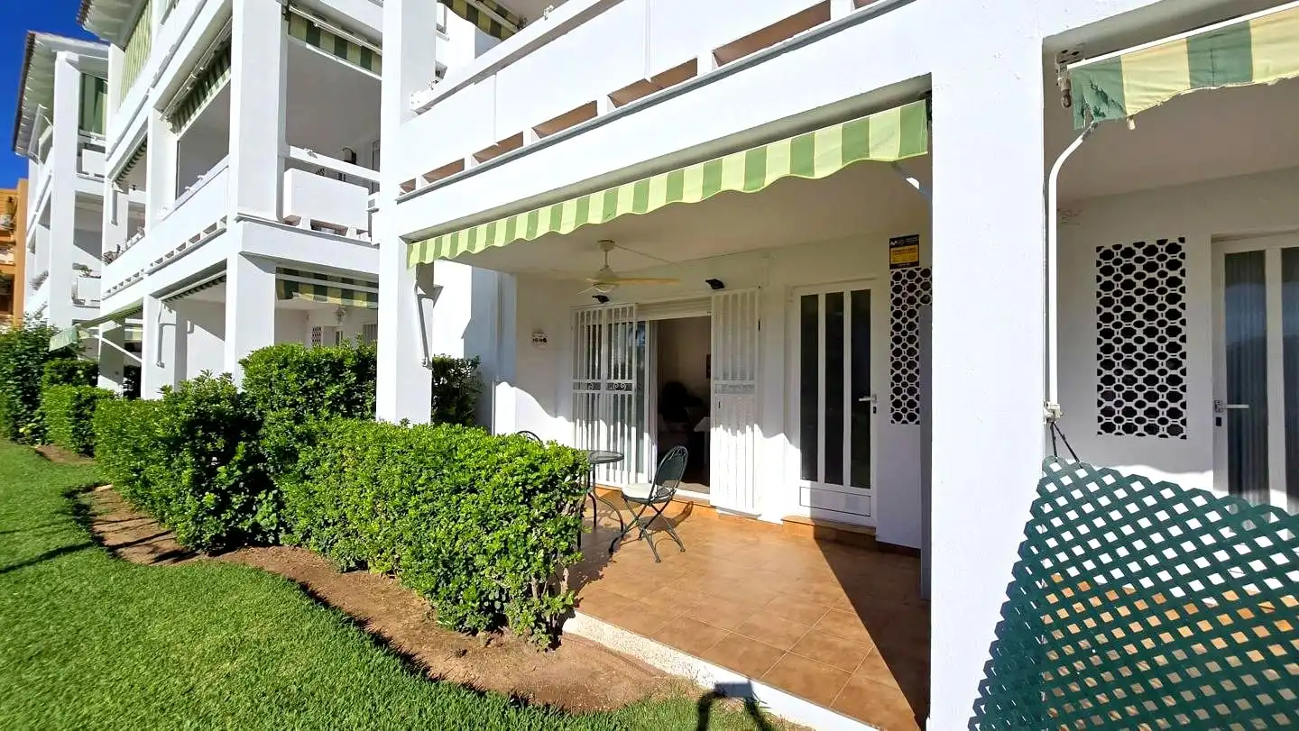 Apartamento con piscina en alquiler en Avinguda Borrons 64, imagen 4