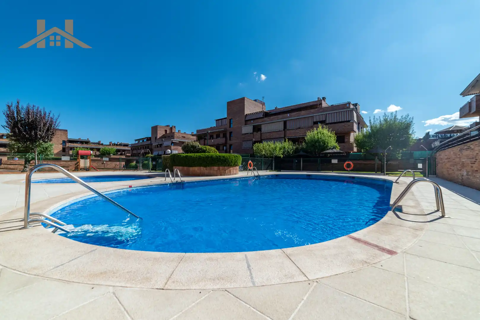 Schwimmbecken von Wohnung zum Verkauf in Brunete mit Heizung, Abstellraum und Balkon