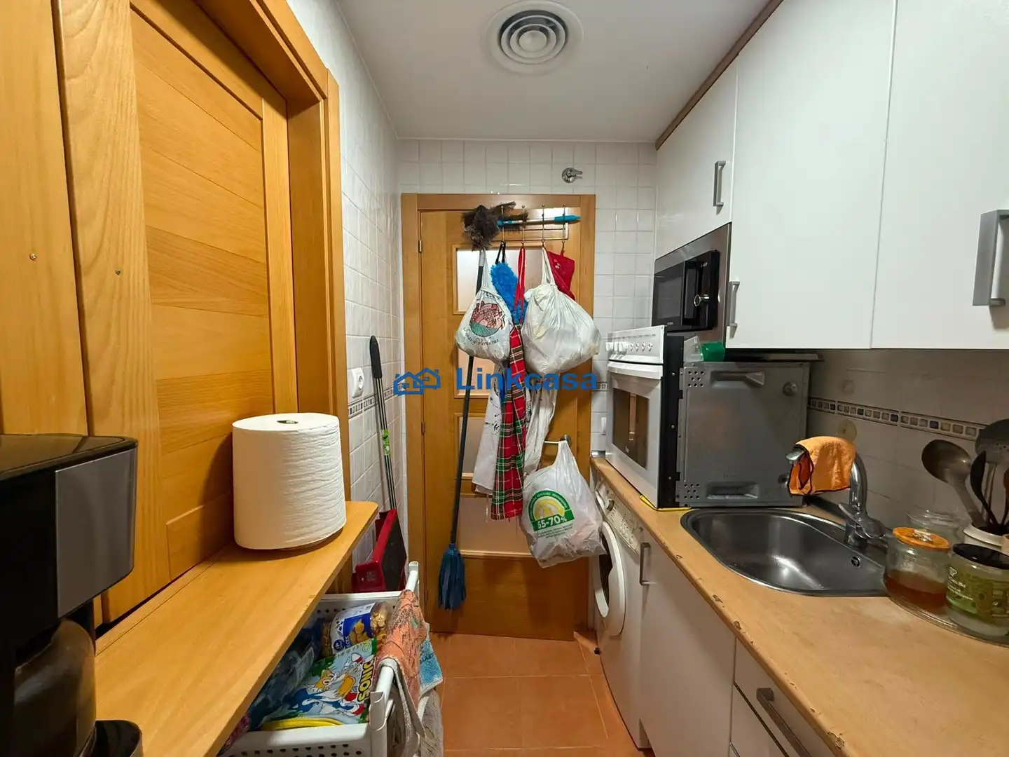 Cocina de Piso en venta en Madrid con Calefacción, Trastero y Piscina comunitaria