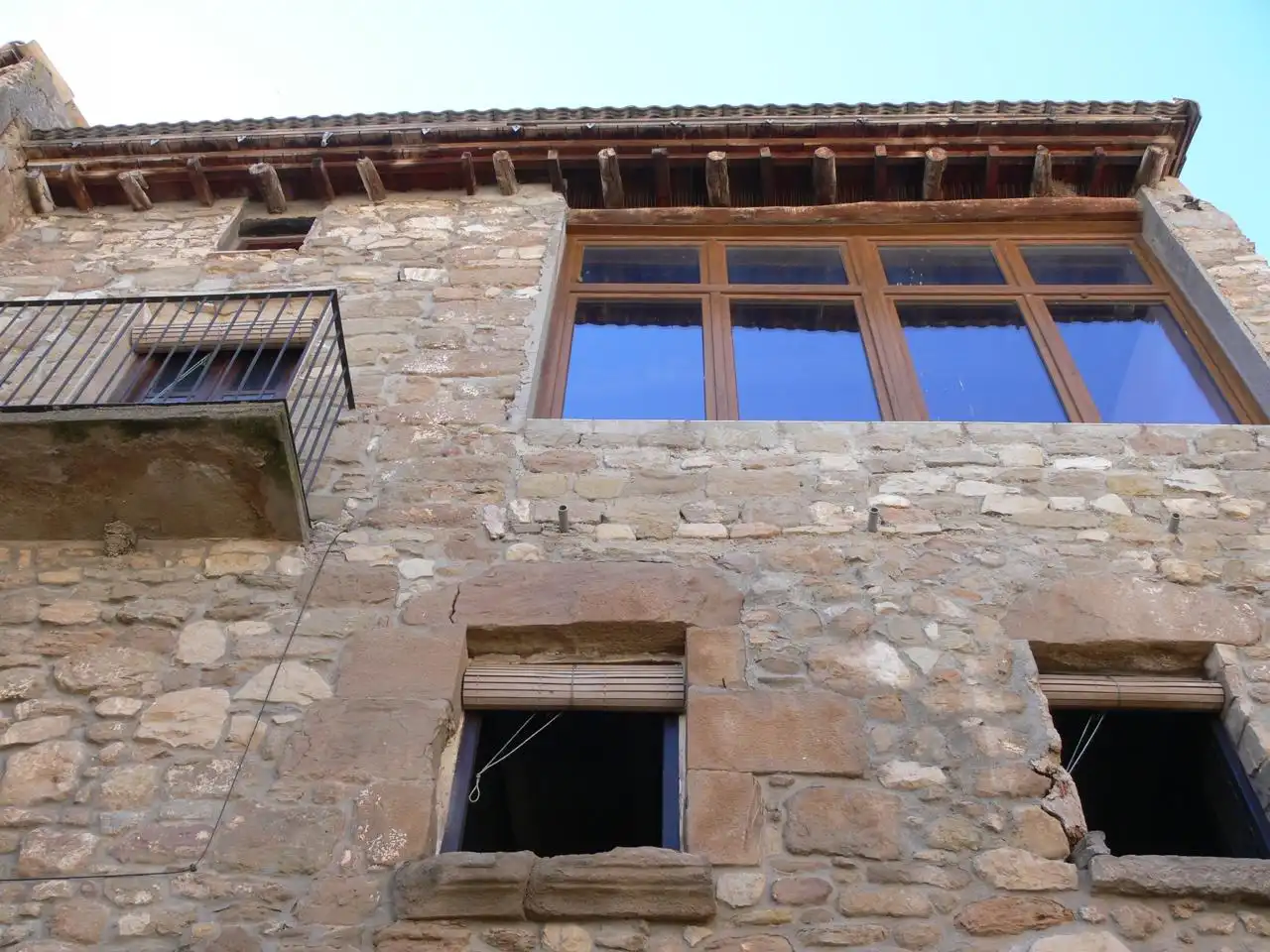 Vista exterior de Finca rústica en venda en Artesa de Segre amb Calefacció, Jardí privat i Balcó