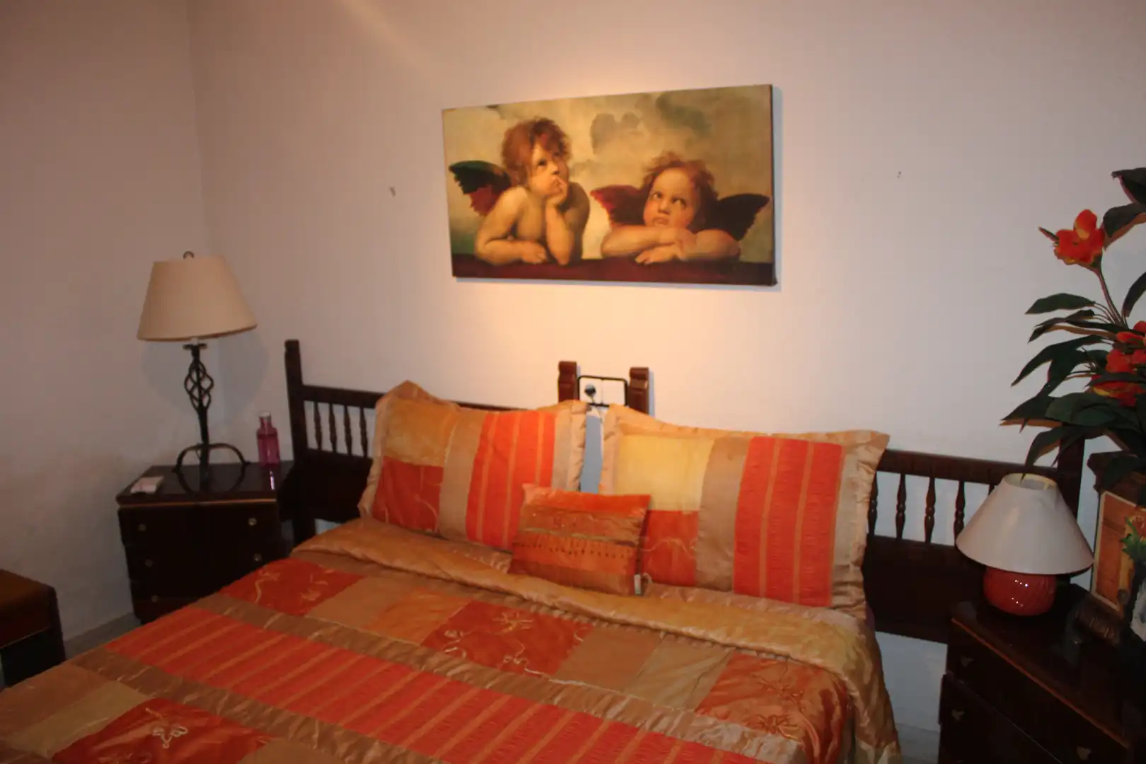 Schlafzimmer von Haus oder Chalet zum Verkauf in Sax mit Privatgarten, Schwimmbad und Möbliert
