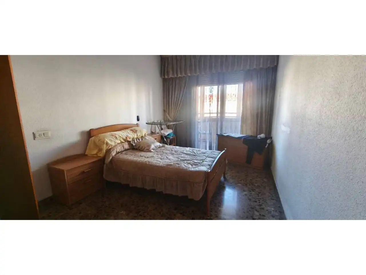 Habitación de Piso en venta en Alicante / Alacant con Calefacción y Balcón