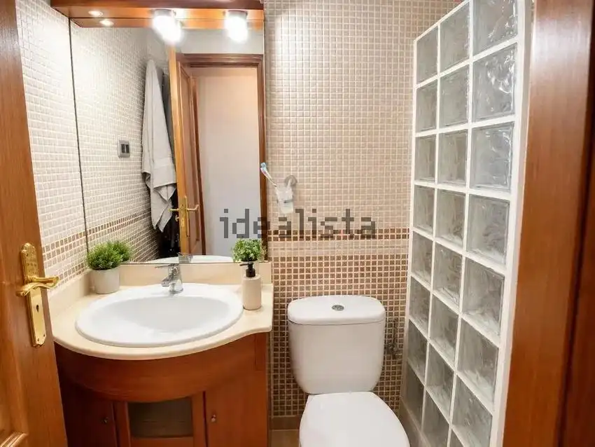 Baño de Piso en venta en Malgrat de Mar con Aire acondicionado, Calefacción y Terraza