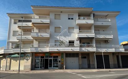 Vista exterior de Apartament en venda en L'Escala amb Aire condicionat i Terrassa