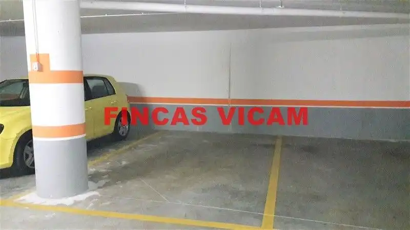 Aparcament de Garatge de lloguer en Huesca