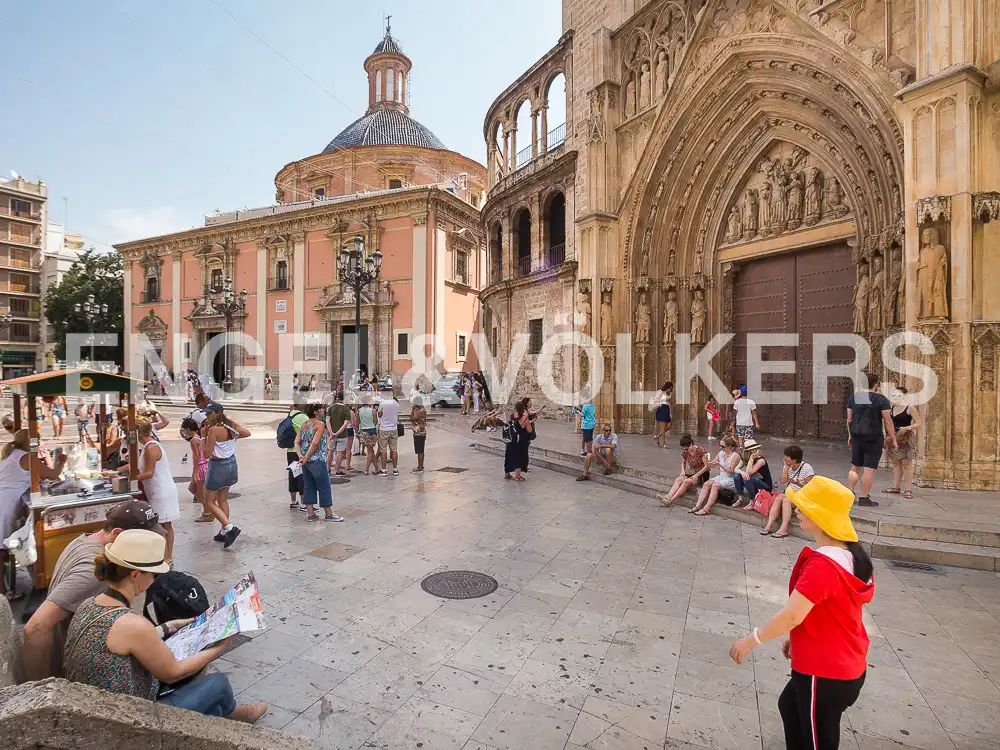 Vista exterior de Àtic de lloguer en Valencia amb Aire condicionat, Calefacció i Terrassa