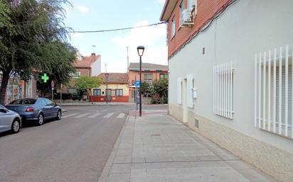 Vista exterior de Casa o xalet en venda en Sevilla la Nueva