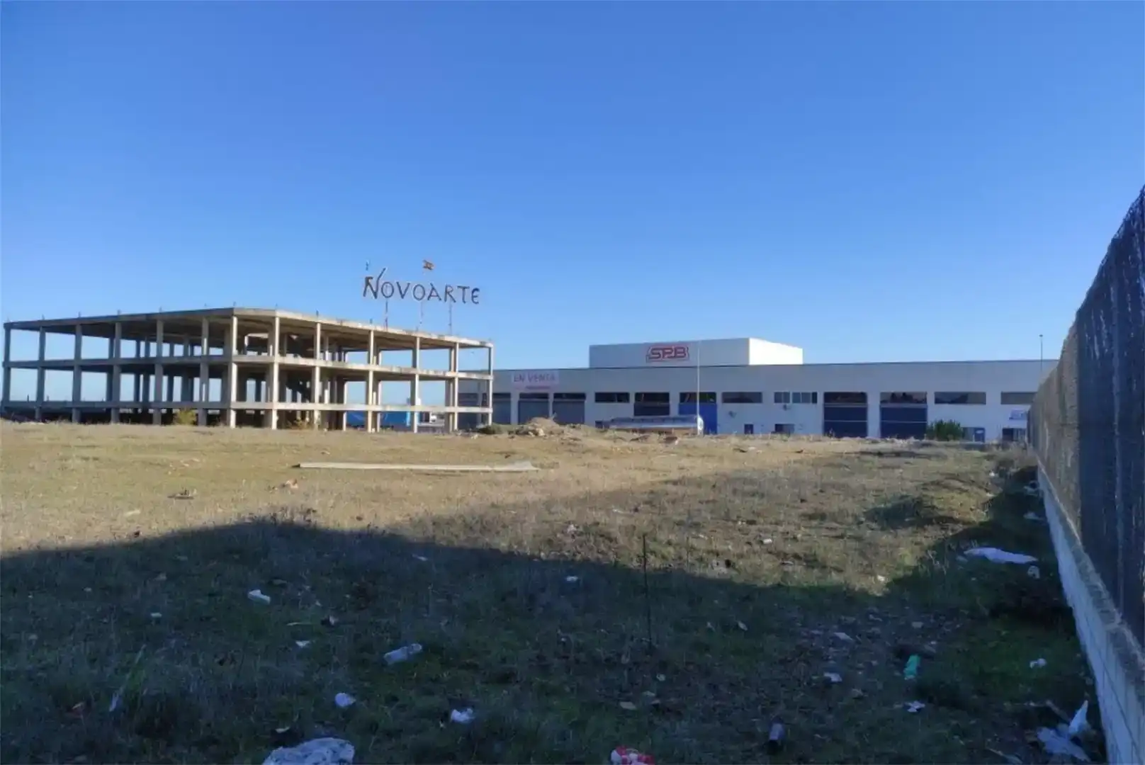 Vista exterior de Apartament en venda en Huévar del Aljarafe amb Jardí privat i Internet