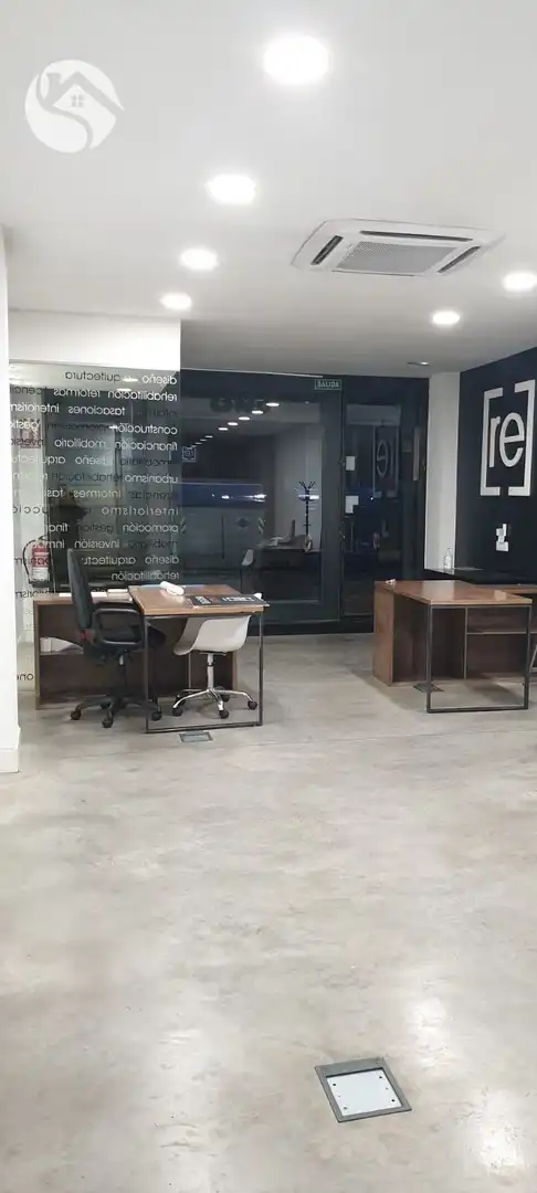 Local comercial de lloguer a Centro