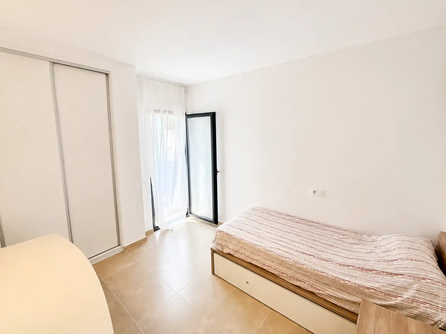 Schlafzimmer von Wohnung zur Miete in Sant Joan mit Klimaanlage, Terrasse und Möbliert