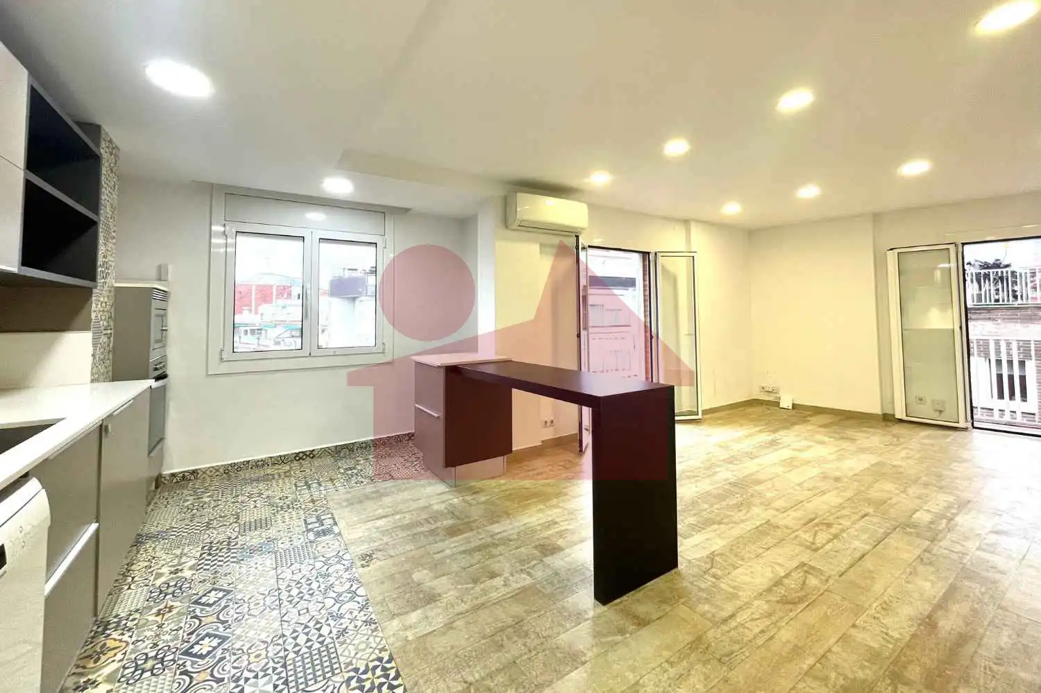 Wohnung mit Terrasse zum Verkauf in Col.legis Nous, imagen 4