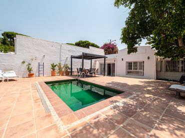 House with balcony for sale in Reserva de Marbella - AV ALPANDEIRE-RESERVA MARBEL 41