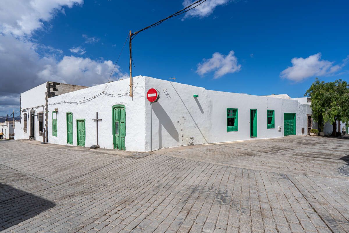 Vista exterior de Casa o xalet en venda en Teguise amb Moblat i Microones