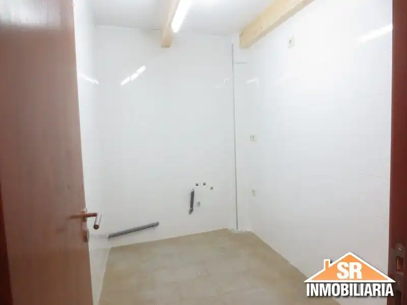 Local de alquiler en Rúa Orillamar, Monte Alto - Zalaeta - Atocha