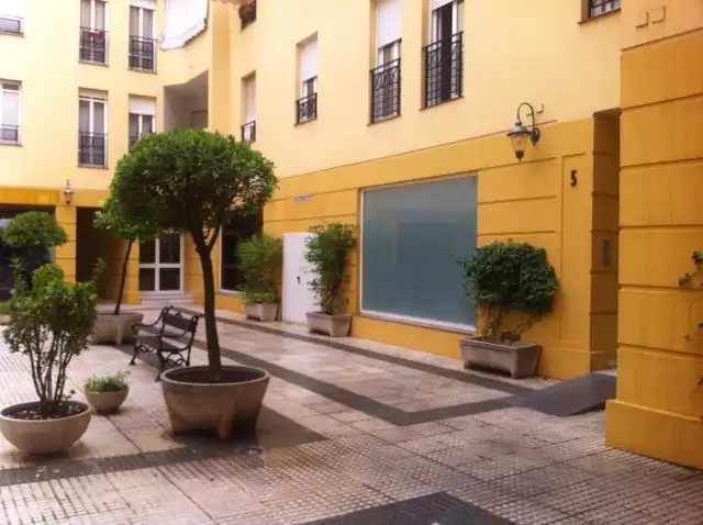 Geschaftsraum zum Verkauf in C/ Pagés del Corro, Triana Casco Antiguo