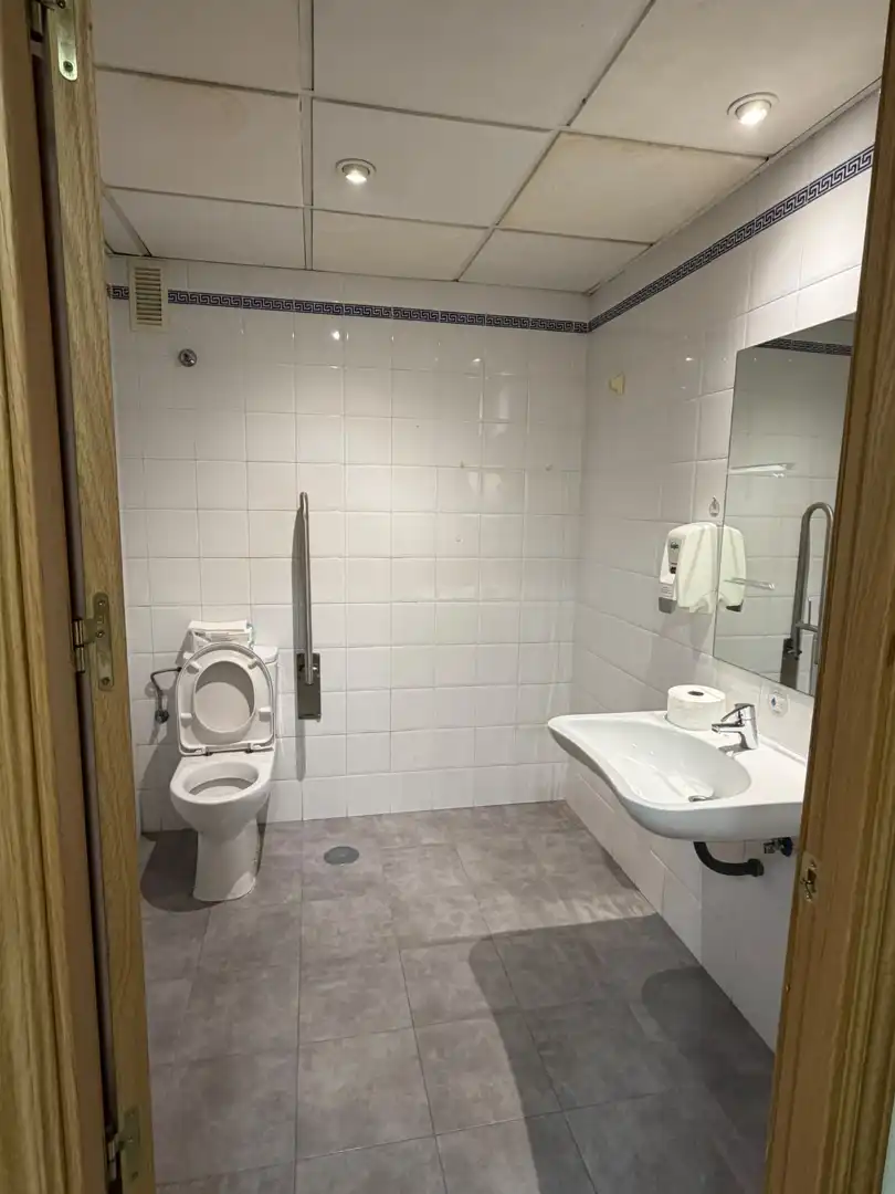 Baño de Oficina de alquiler en Sureste