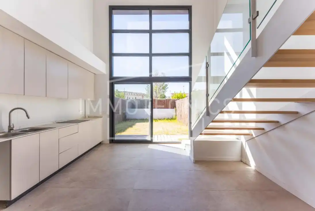 Maison mitoyenne neuf avec jardin à vendre à Carrer Turó de l'Home 45, imagen 2