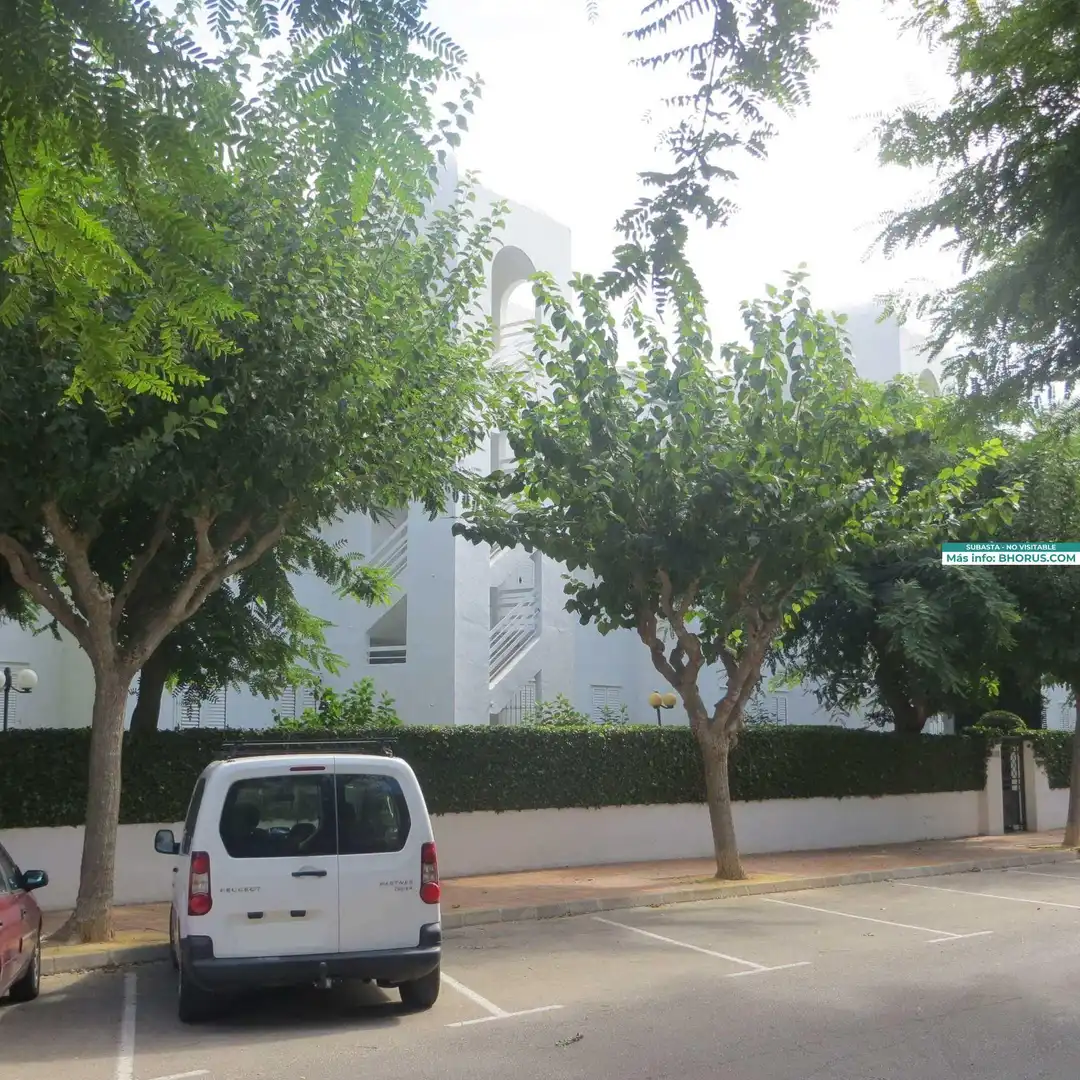 Vista exterior de Pis en venda en Jávea / Xàbia amb Jardí privat i Piscina