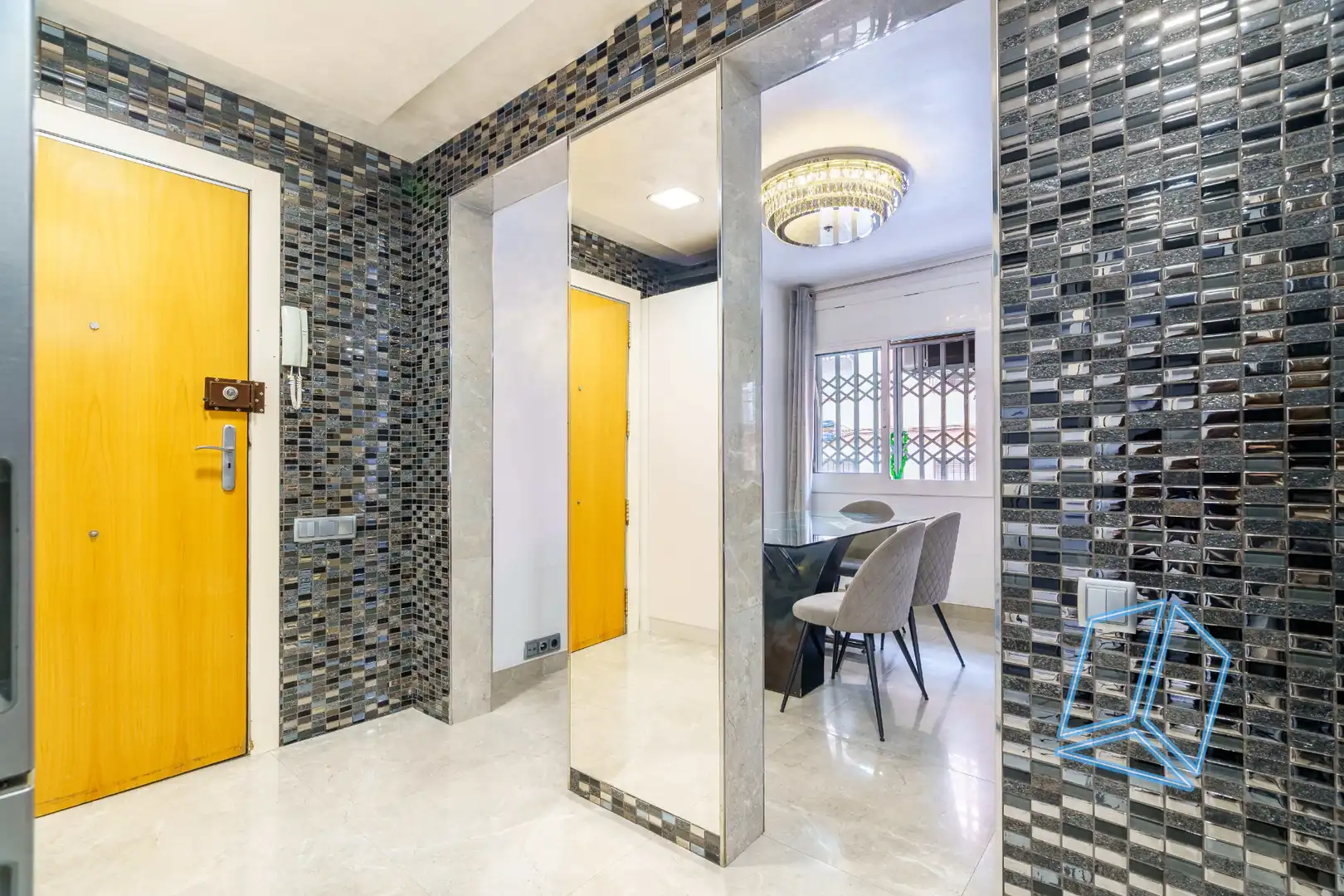Planta baja en venta en Barcelona con Amueblado y Horno