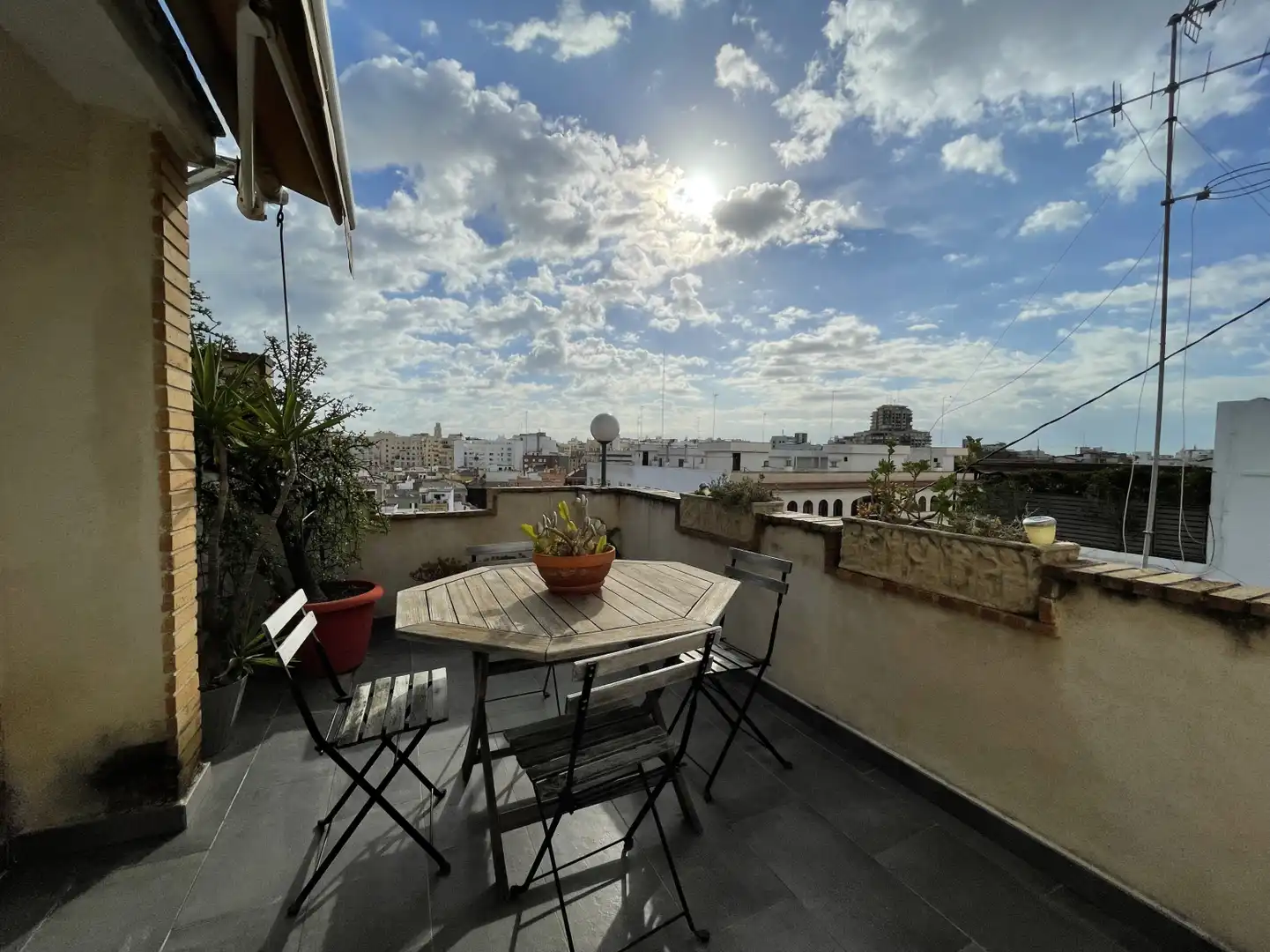 Penthouse with lift for sale in Valencia - GUILLEM DE CASTRO