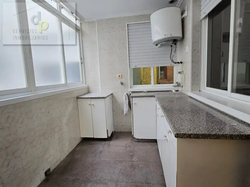 Piso con terraza en venta en Carrer Riu Xúquer 43, imagen 6