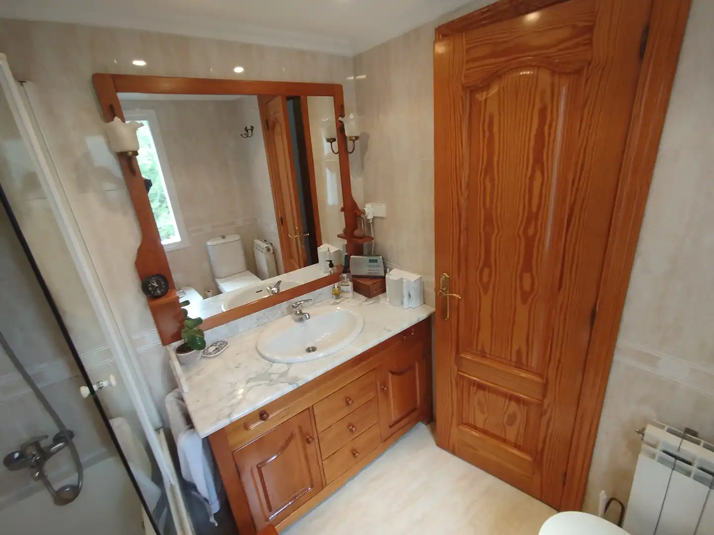 Badezimmer von Wohnung zum Verkauf in Móstoles mit Klimaanlage, Heizung und Privatgarten