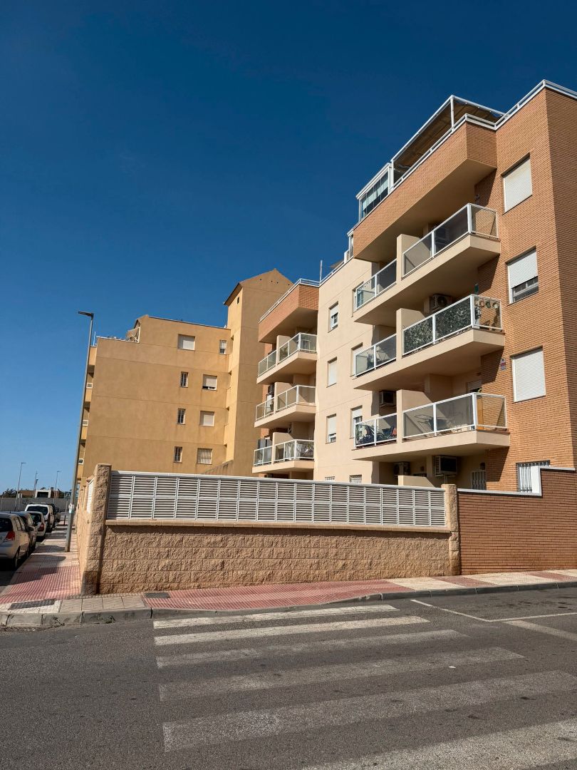 Exterior view of Flat for sale in Roquetas de Mar  with Furnished and Community pool