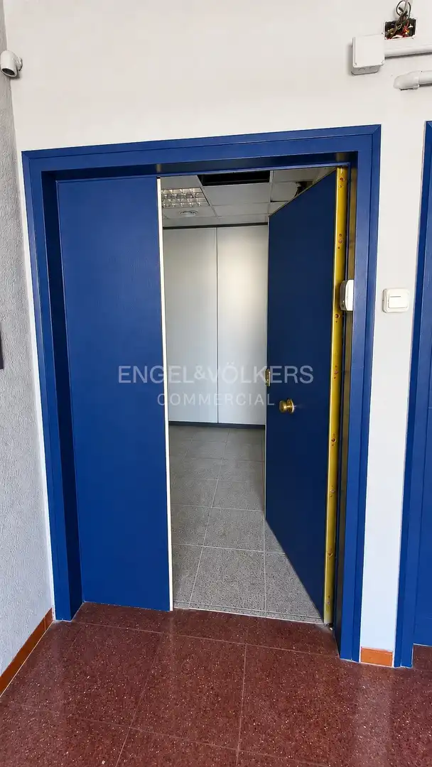 Oficina de alquiler en Centre - Sant Josep - Sanfeliu