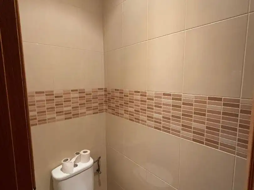 Baño de Local de alquiler en Lucena con Terraza