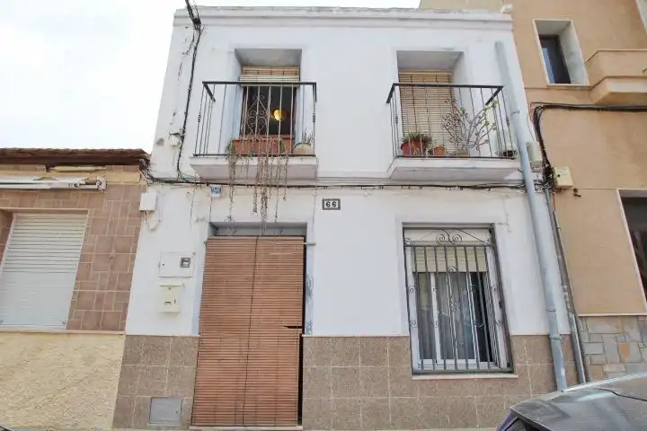 Vista exterior de Finca rústica en venta en Guardamar del Segura con Terraza y Balcón