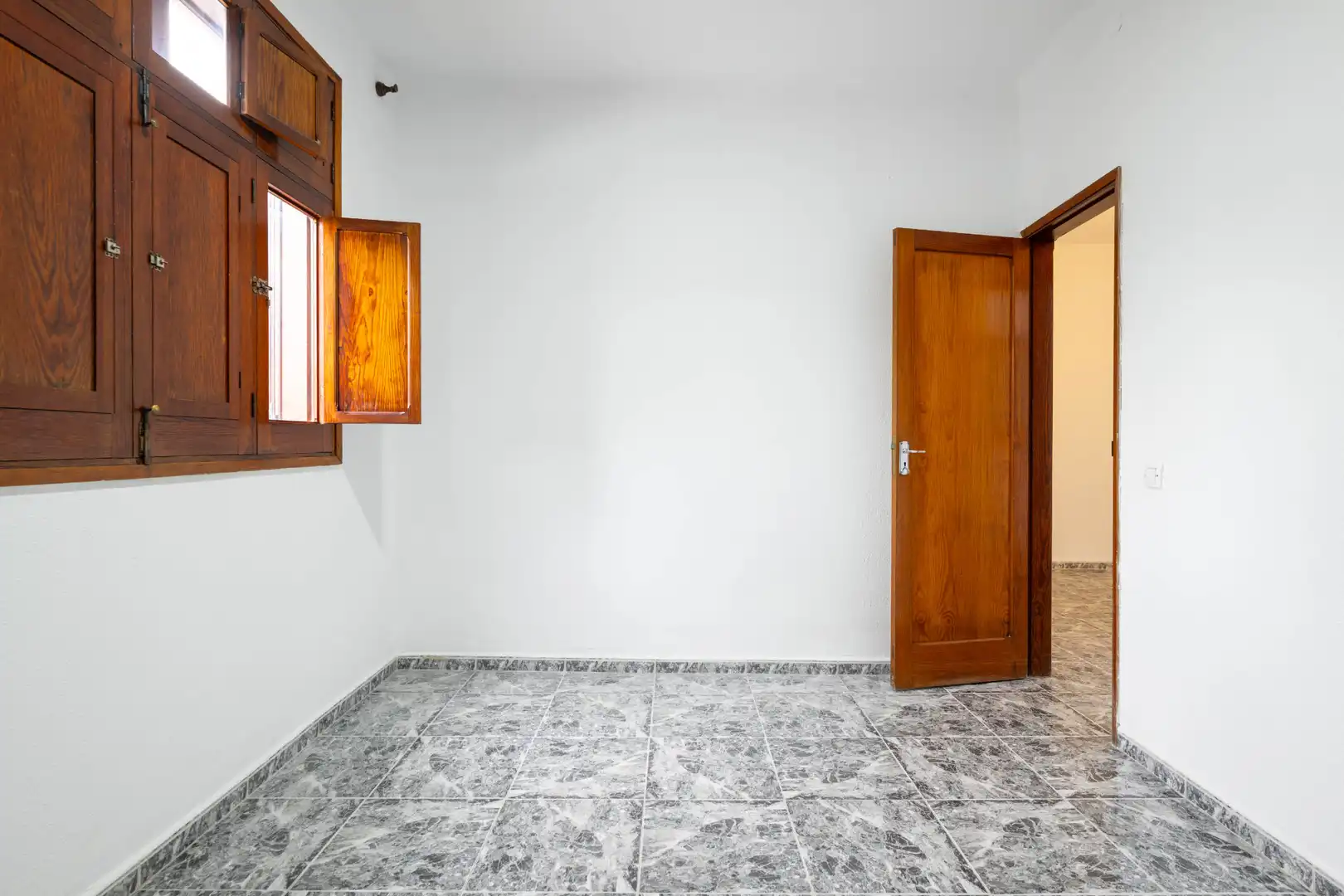 Reihenhaus zum Verkauf in Santidad, imagen 23